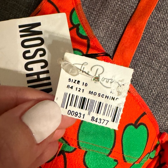 MOSCHINO
Cherry-Print Georgette Bra Top. NWT - Picture 5 of 5
